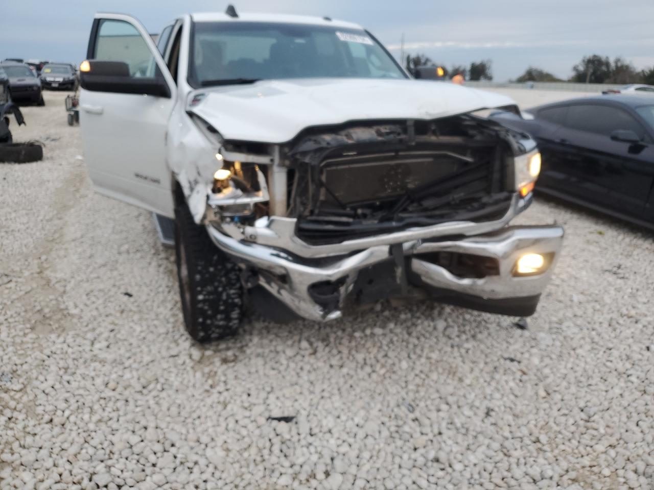 2020 RAM 2500 - Image 9