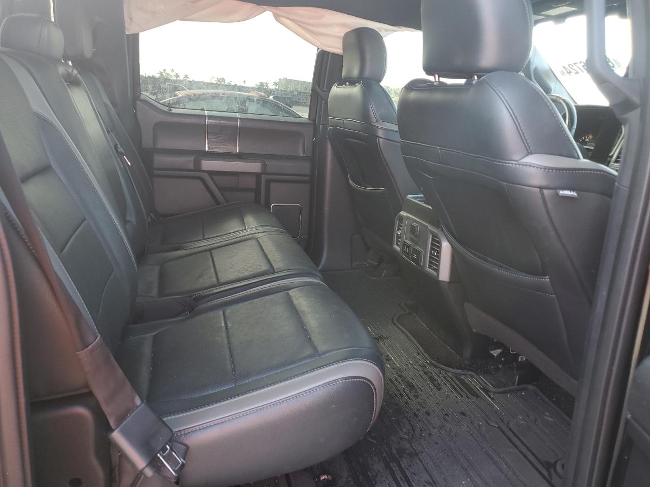 2018 Ford F-150 - Image 10