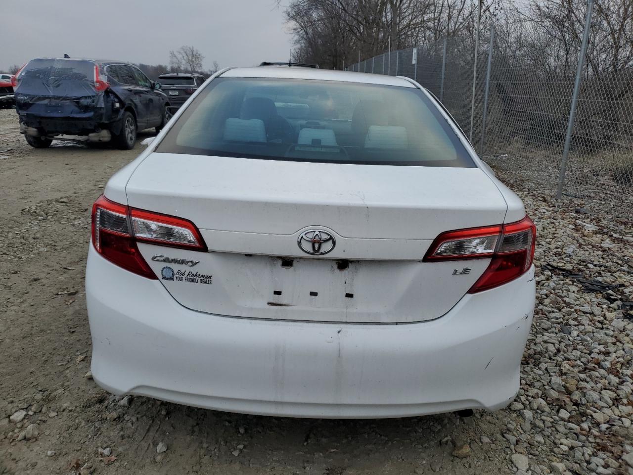 2014 Toyota Camry - Image 6