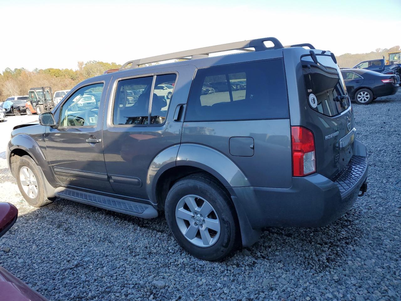 2008 Nissan Pathfinder - Image 2