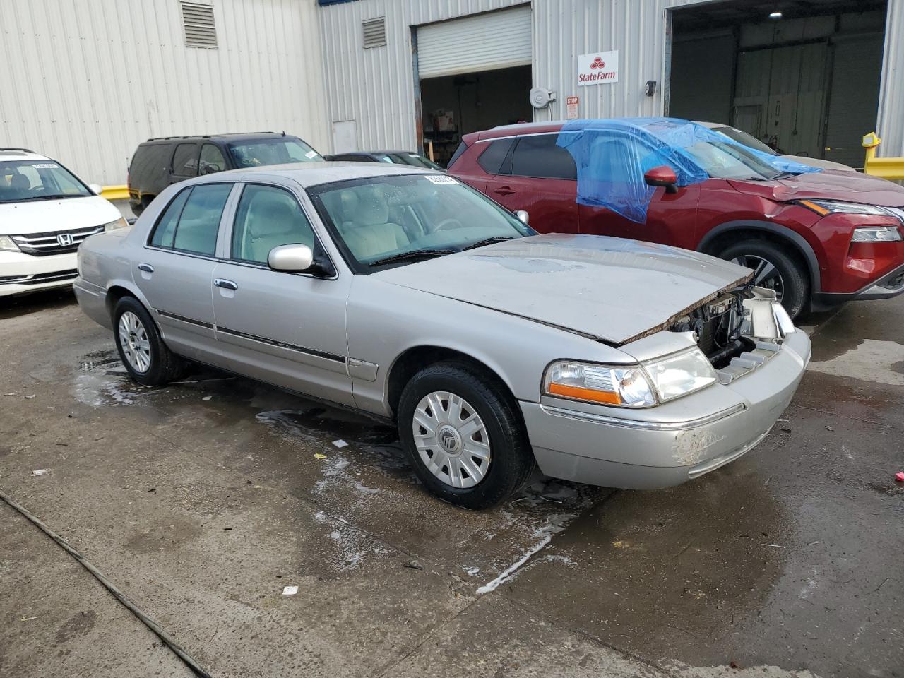 2004 Mercury Grand Marquis - Image 4