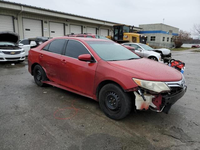  TOYOTA CAMRY 2014 Czerwony