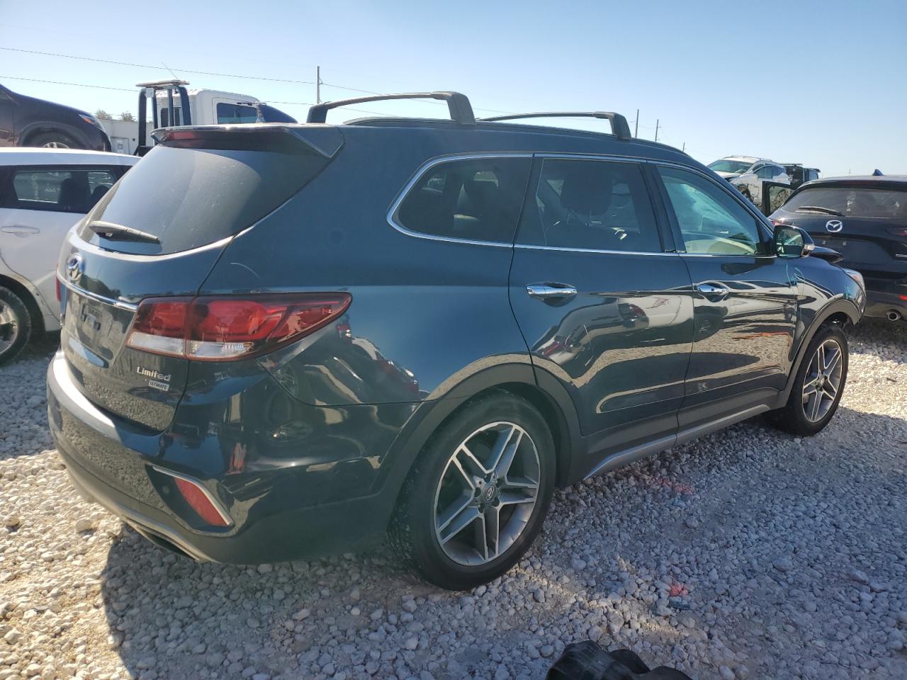 2019 Hyundai Santa Fe - Image 3