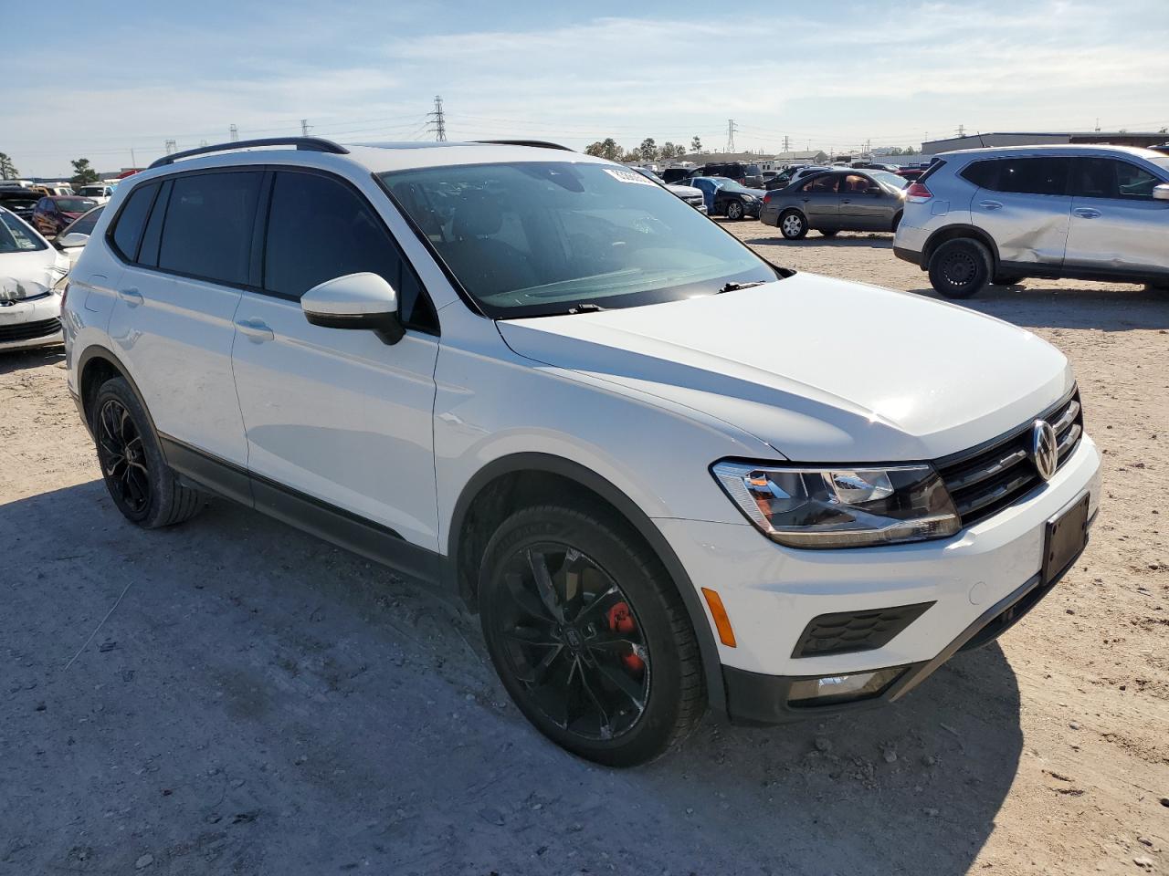 2021 Volkswagen Tiguan - Image 4