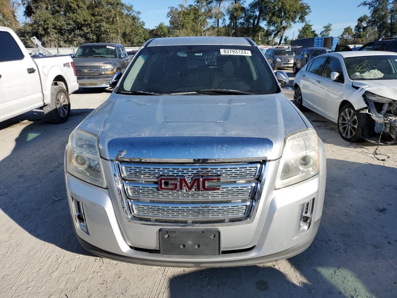 2011 GMC Terrain - Image 5
