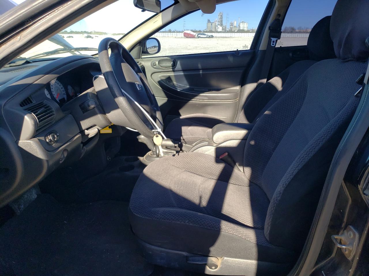 2006 Dodge Stratus - Image 7