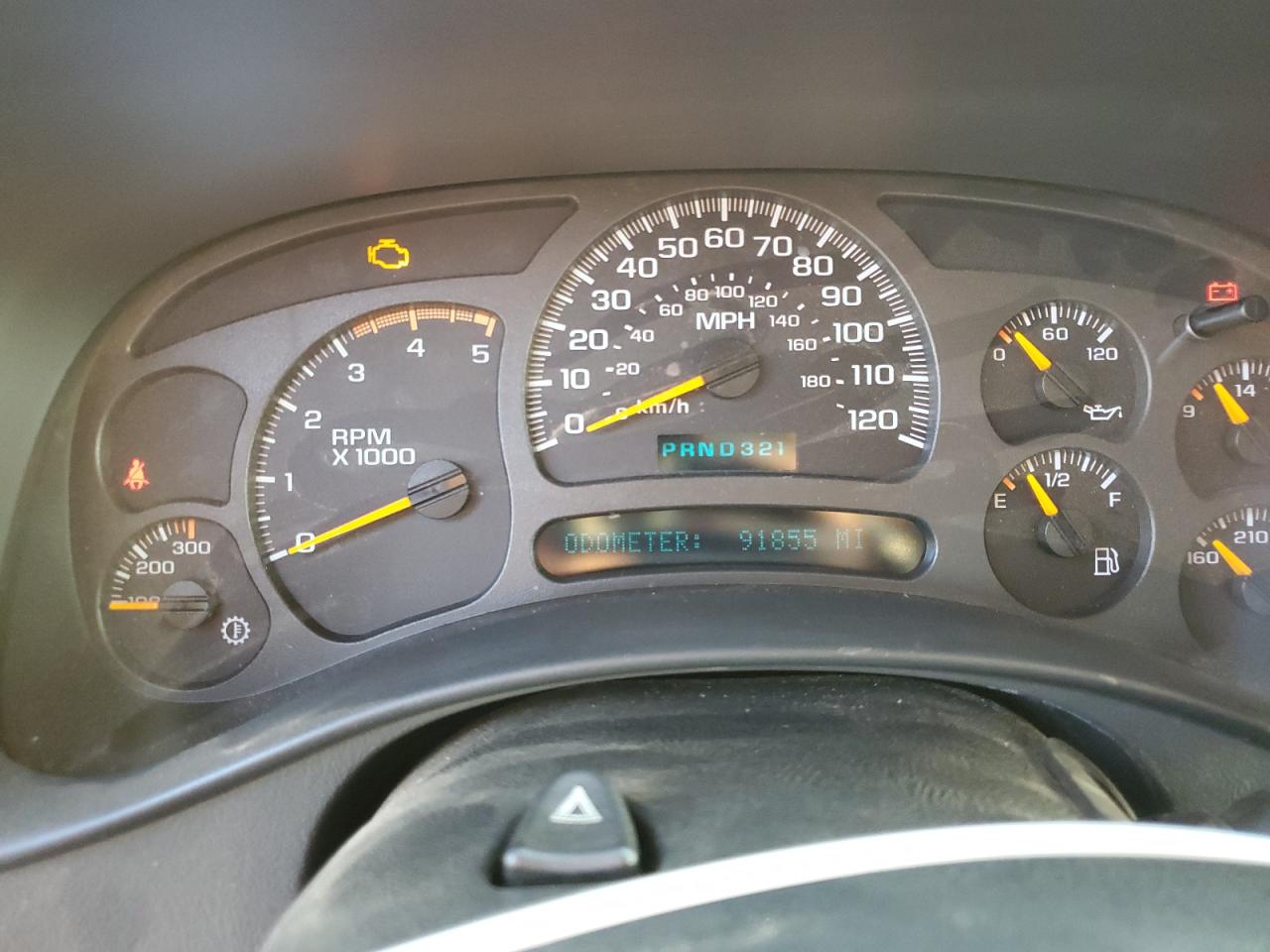 2004 GMC Sierra - Image 9