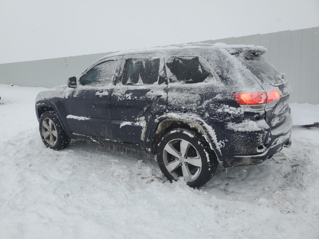 2015 Jeep Grand Cherokee - Image 2