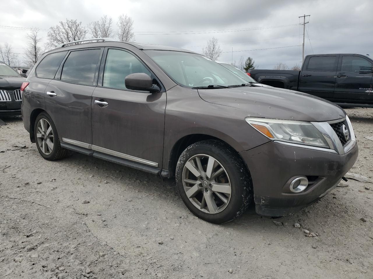 2015 Nissan Pathfinder - Image 4