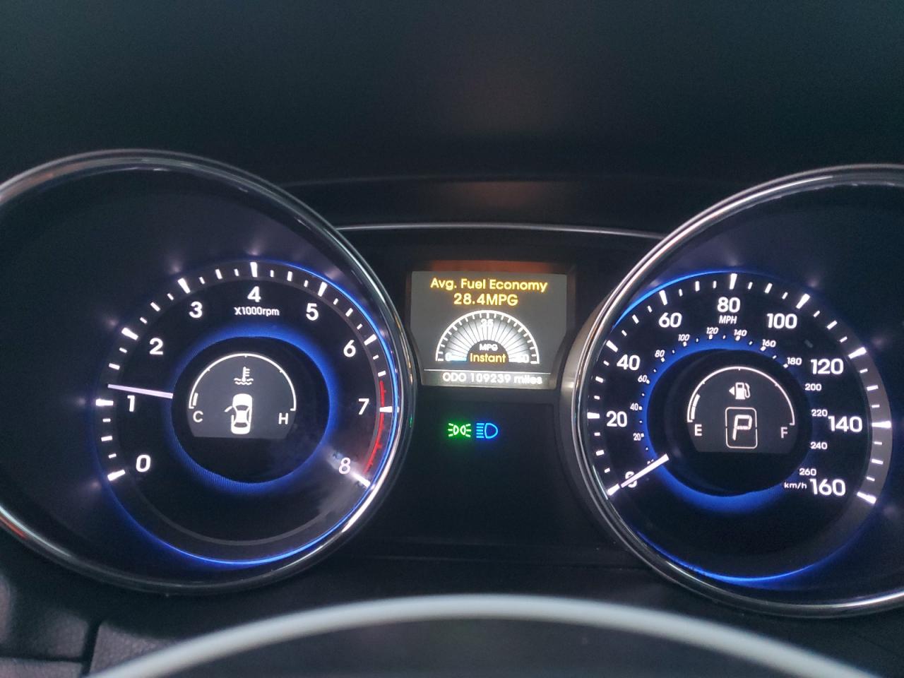 2014 Hyundai Sonata - Image 9