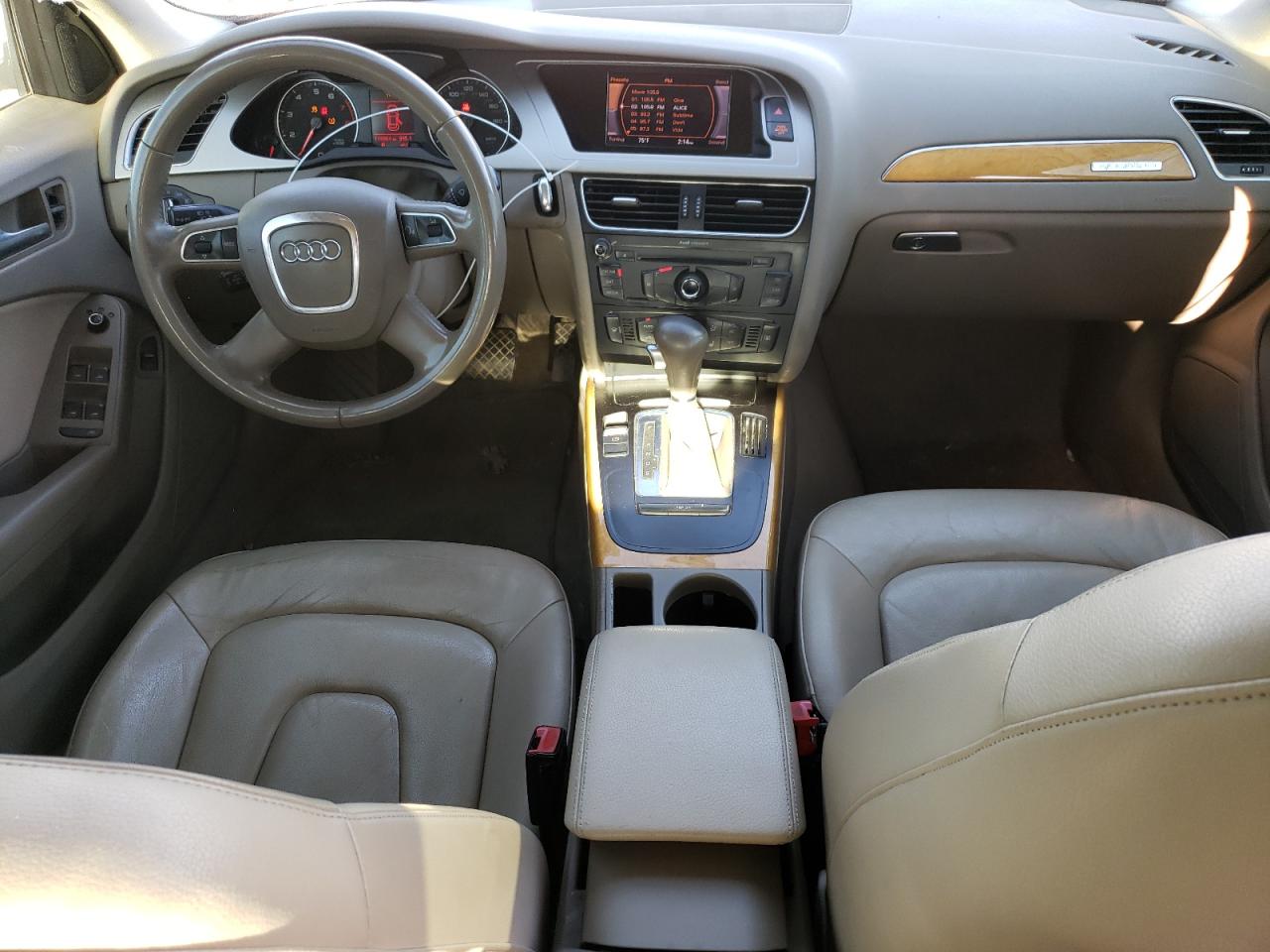 2010 Audi A4 - Image 8
