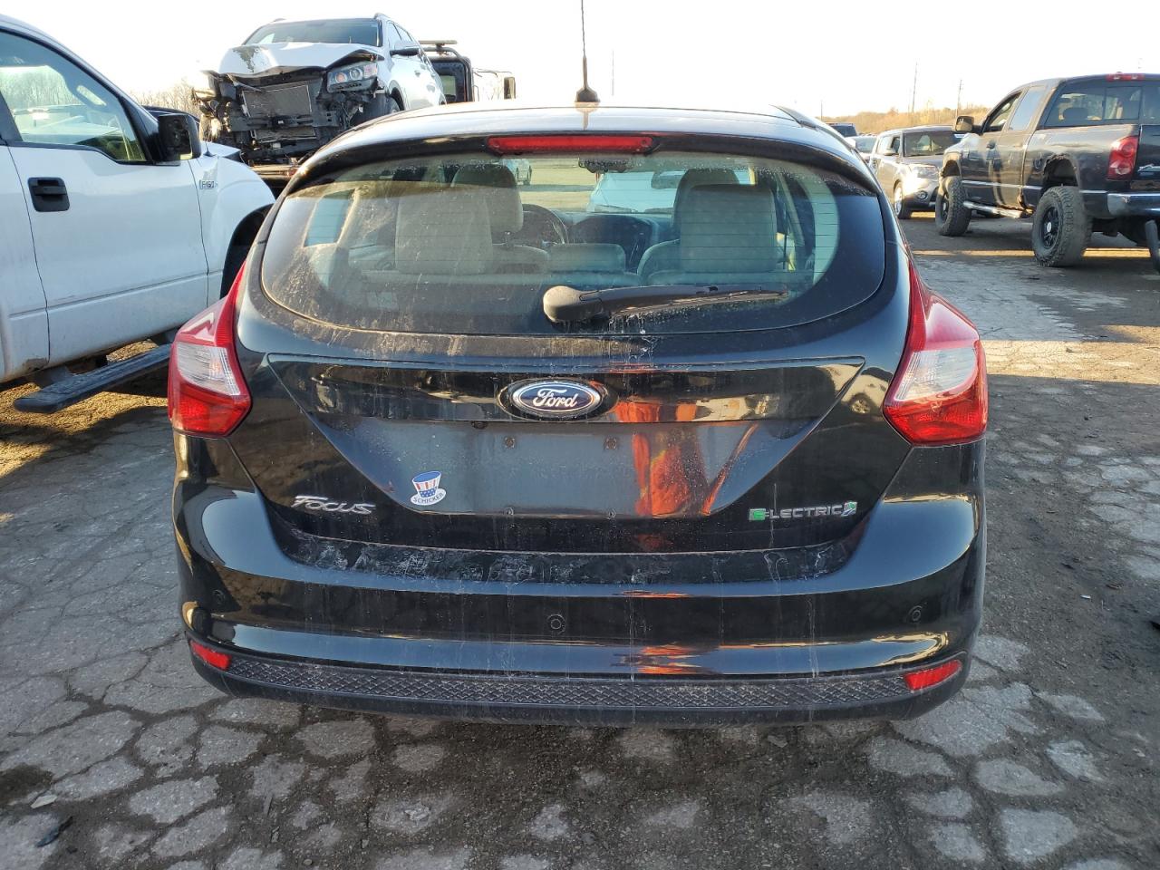 VIN 1FADP3R44DL378627 2013 FORD FOCUS no.6