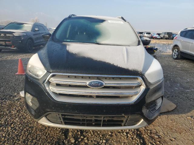  FORD ESCAPE 2018 Czarny