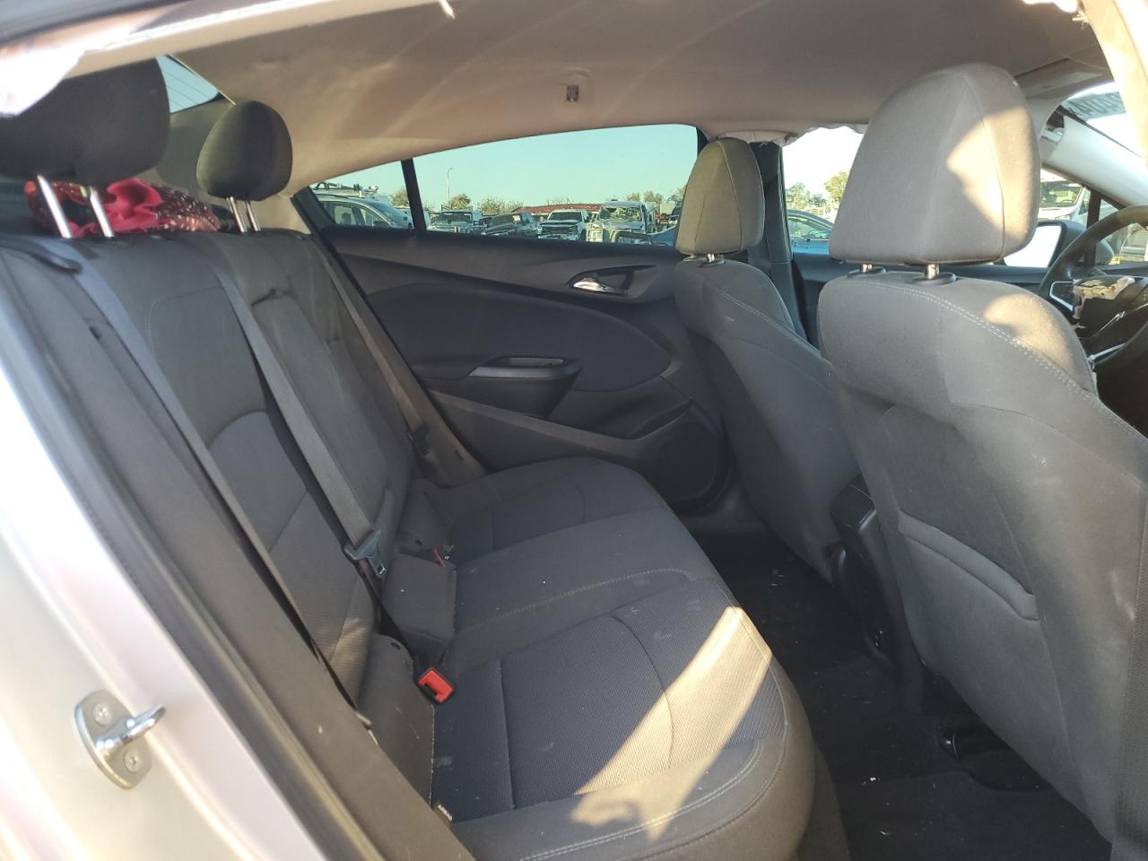 2018 Chevrolet Cruze Lt VIN: 1G1BE5SM8J7165612 Lot: 83752404