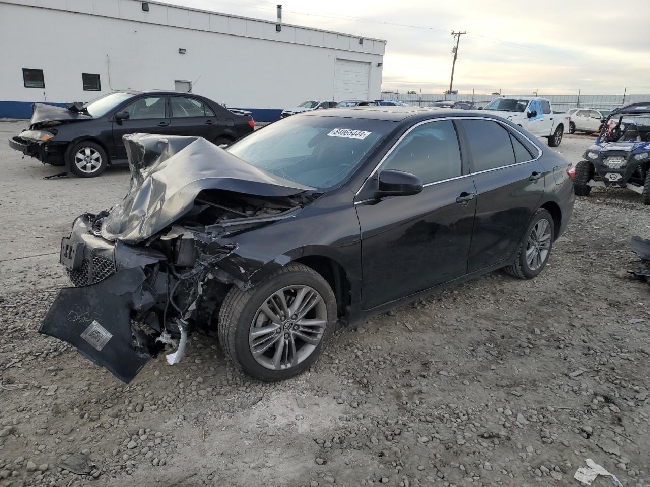 VIN 4T1BF1FK9GU520850 2016 TOYOTA CAMRY no.1