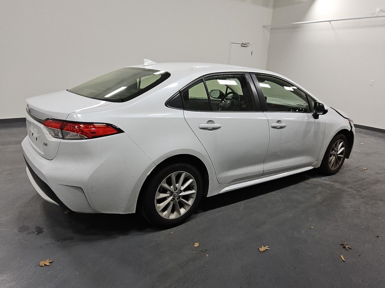 2022 Toyota Corolla - Image 3