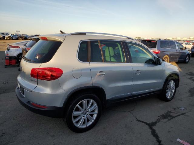  VOLKSWAGEN TIGUAN 2013 Серебристый