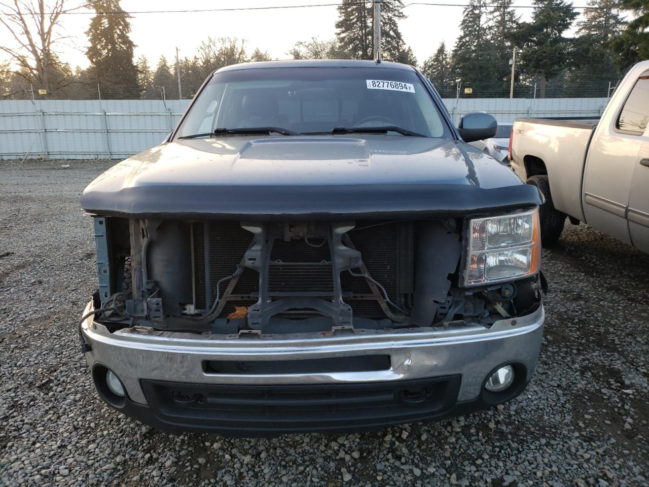 2010 GMC Sierra - Image 5