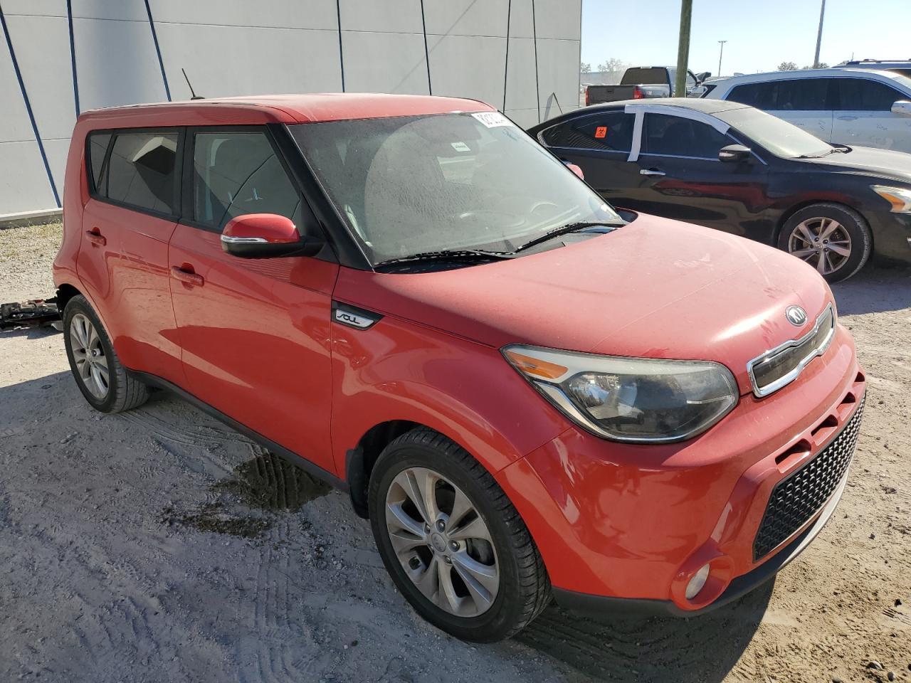 VIN KNDJX3A58G7864906 2016 KIA SOUL no.4