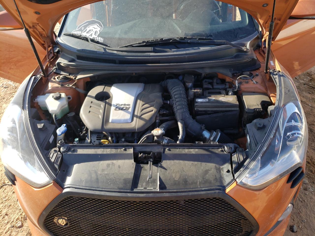 2016 Hyundai Veloster - Image 11