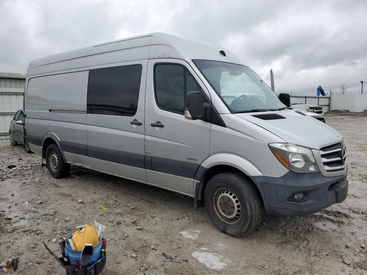 2015 Mercedes-Benz Sprinter - Image 4