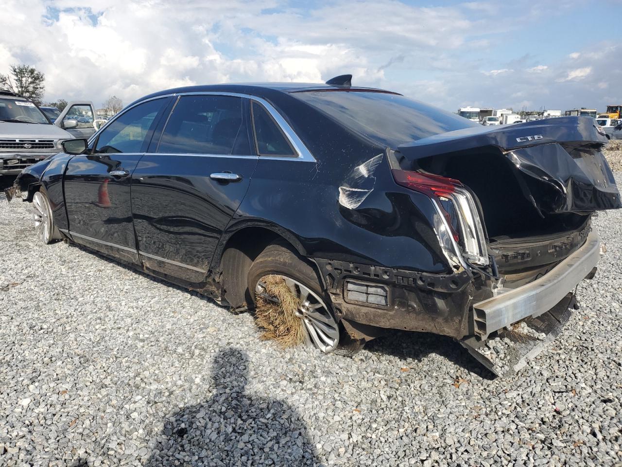 VIN 1G6KA5RX0JU153543 2018 CADILLAC CT6 no.2