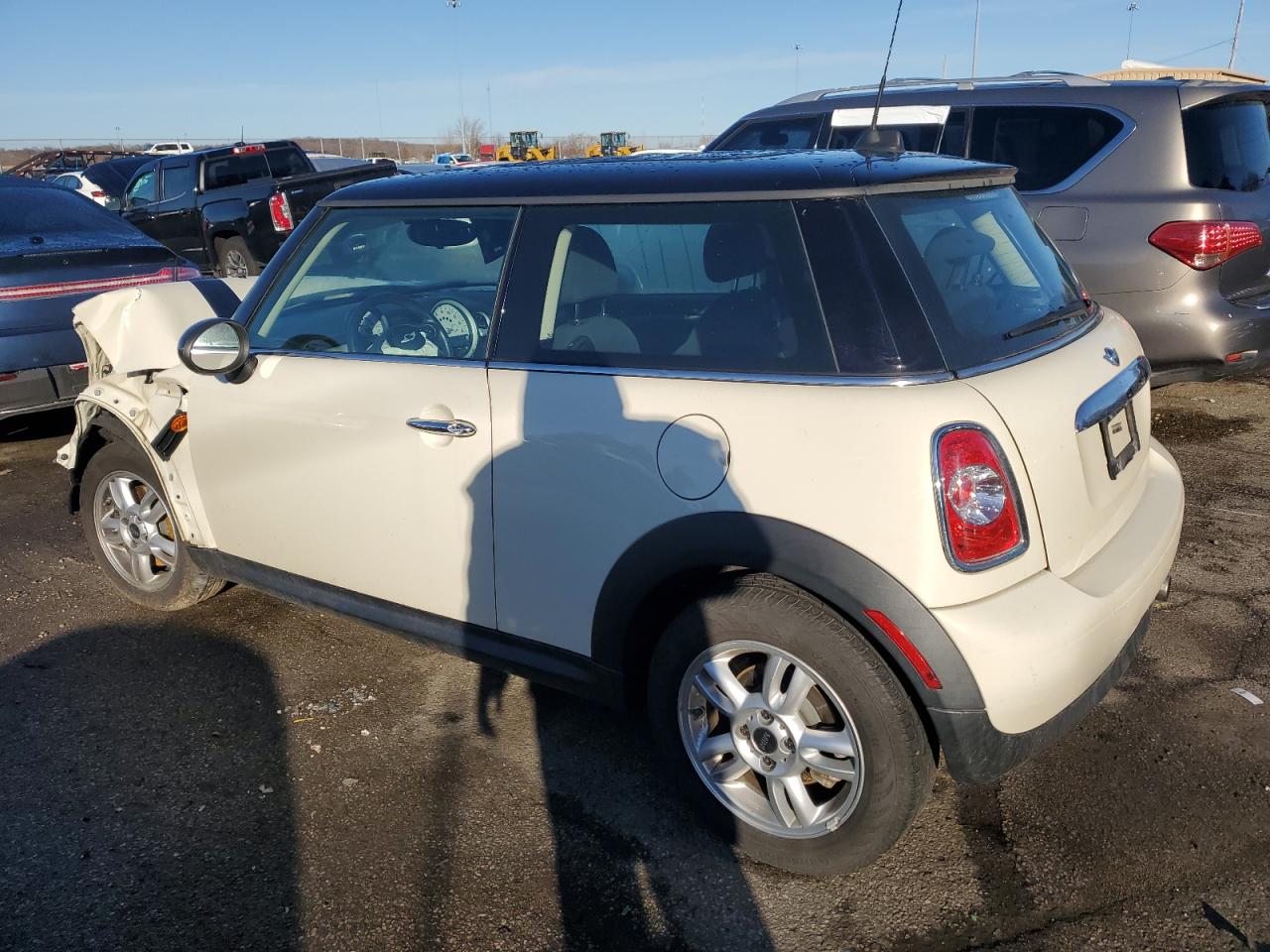 VIN WMWSU3C5XDT374929 2013 MINI COOPER no.2