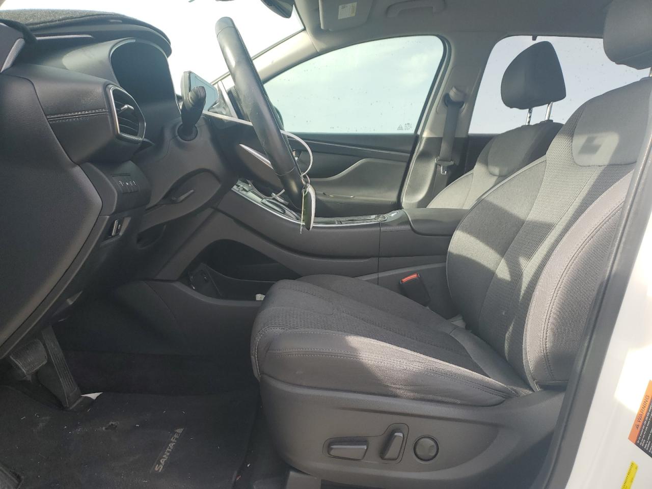 2022 Hyundai Santa Fe - Image 7