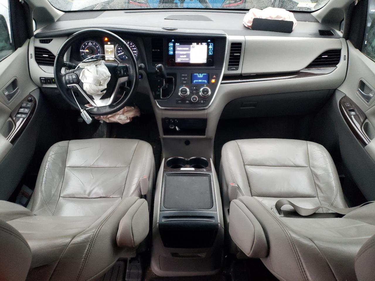 2016 Toyota Sienna Xle VIN: 5TDDK3DC3GS141850 Lot: 81605224