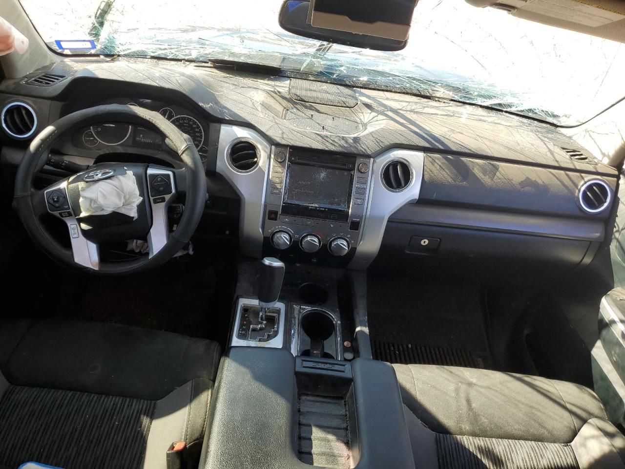 2017 Toyota Tundra - Image 8