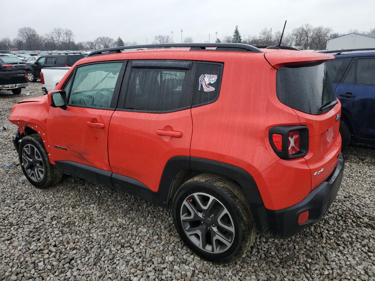 VIN ZACCJBBB4HPE63897 2017 JEEP RENEGADE no.2