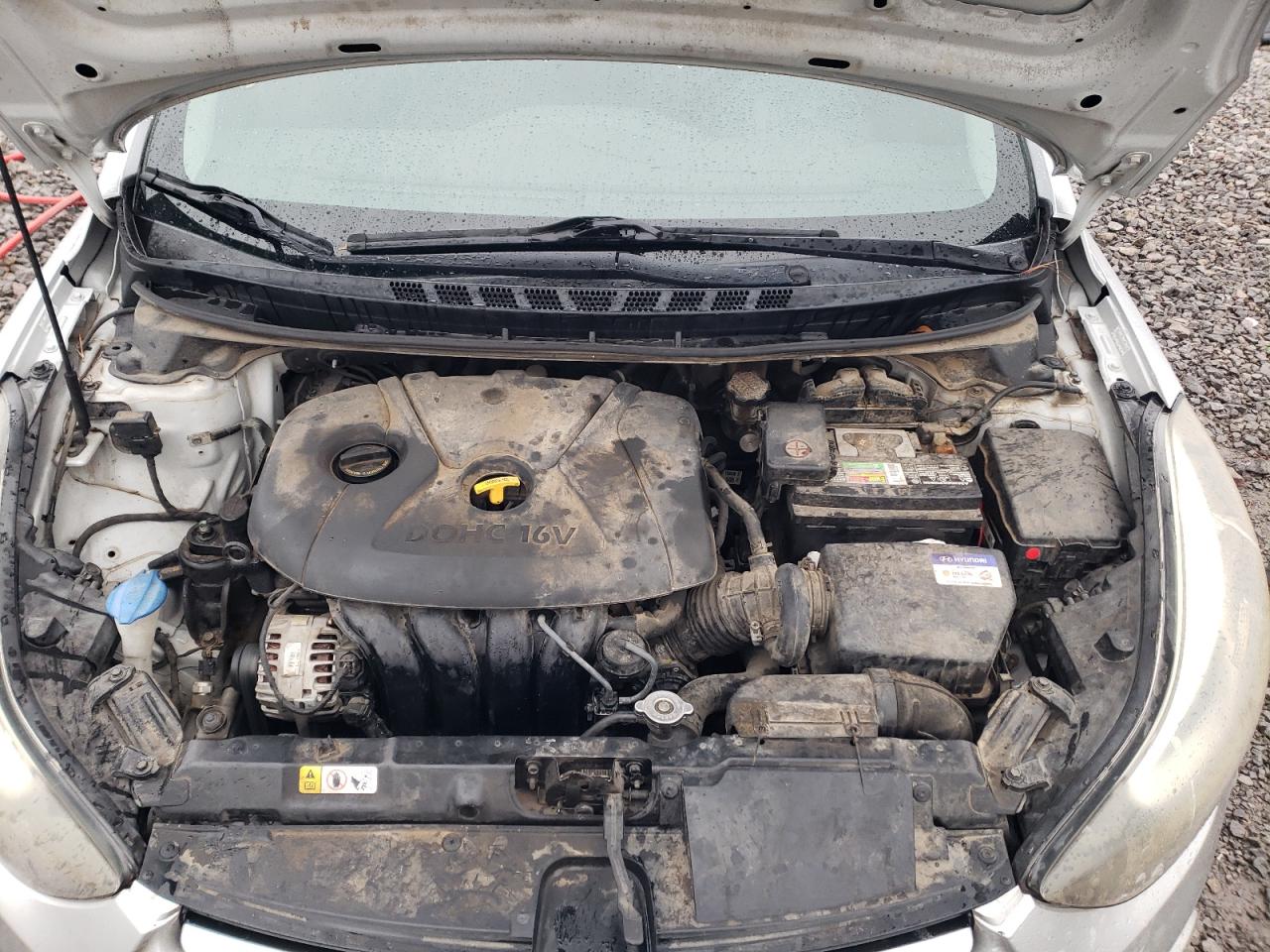 2015 Hyundai Elantra - Image 11