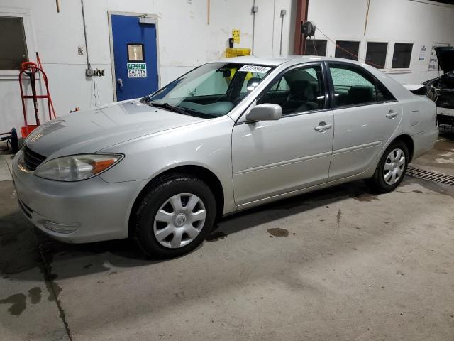 2004 Toyota Camry Le للبيع في Blaine، MN - Rear End