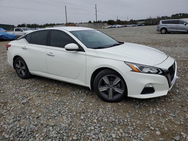  NISSAN ALTIMA 2019 Белый