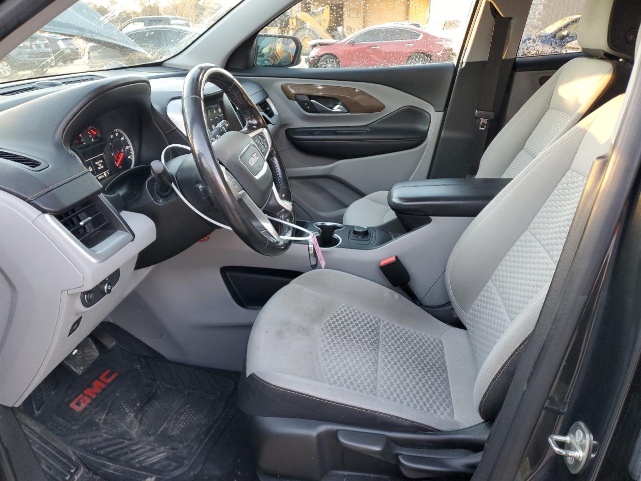 2018 GMC Terrain - Image 7