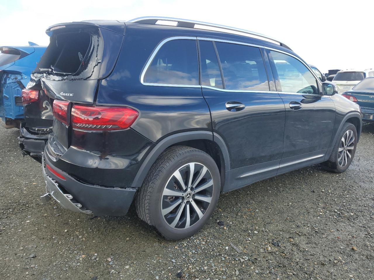 2021 Mercedes-Benz GLB - Image 3