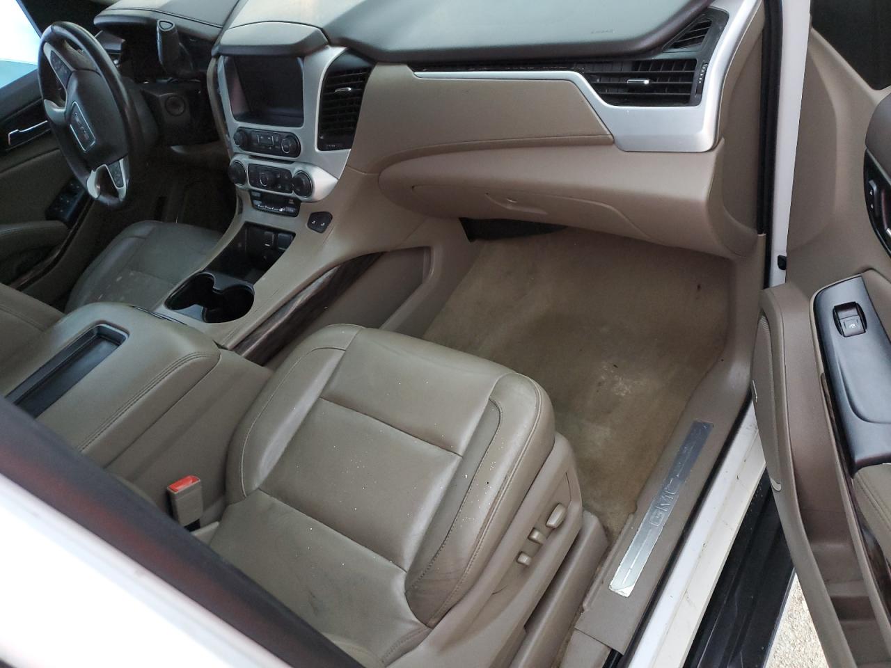 2018 GMC Yukon - Image 8