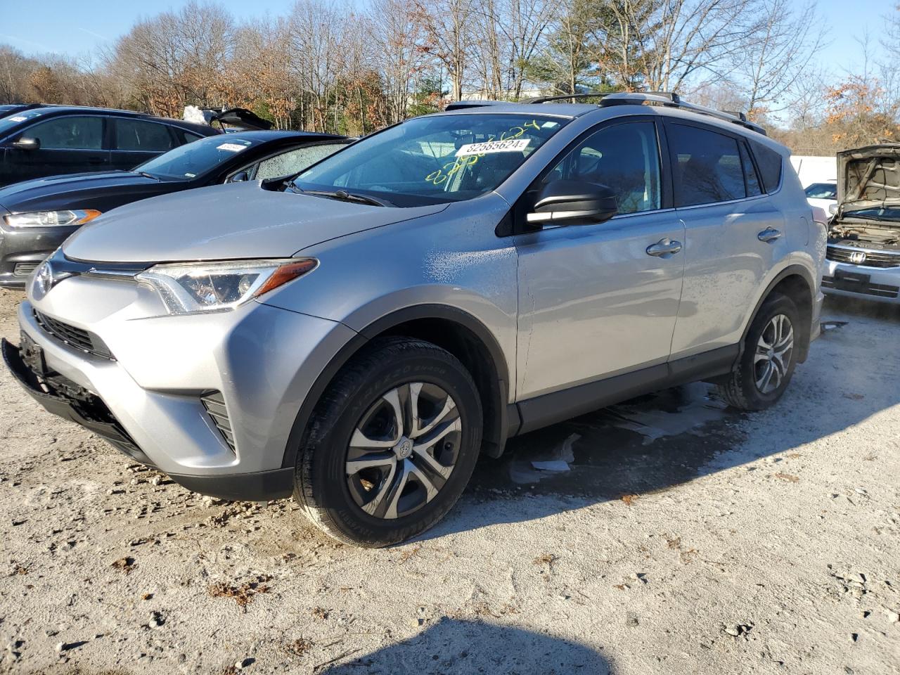 VIN 2T3BFREV3GW518965 2016 TOYOTA RAV4 no.1