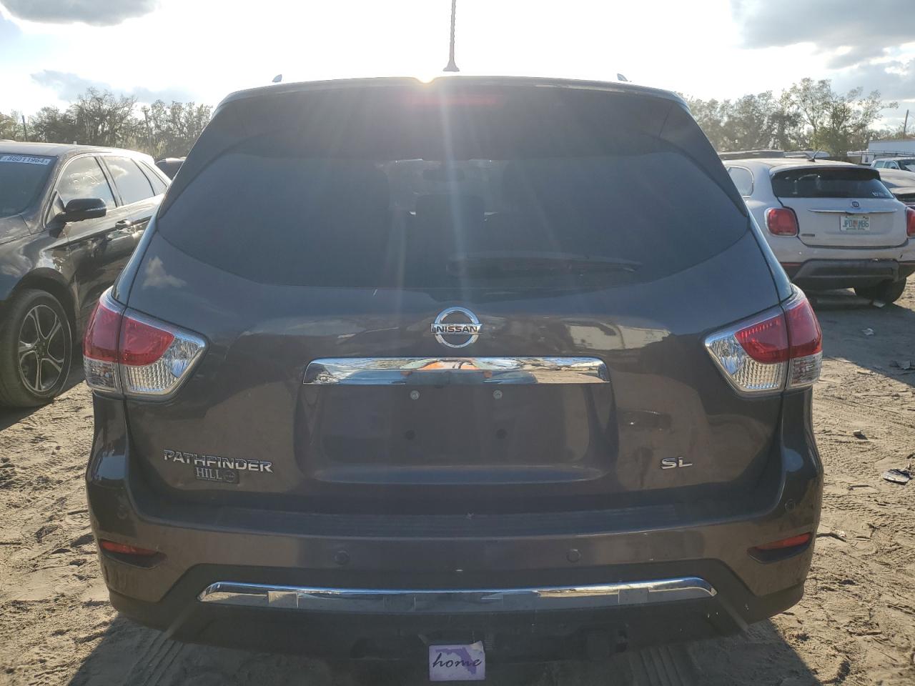 2015 Nissan Pathfinder S VIN: 5N1AR2MNXFC718198 Lot: 85195884