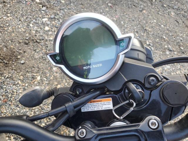 2021 MOTO GUZZI V7 STONE