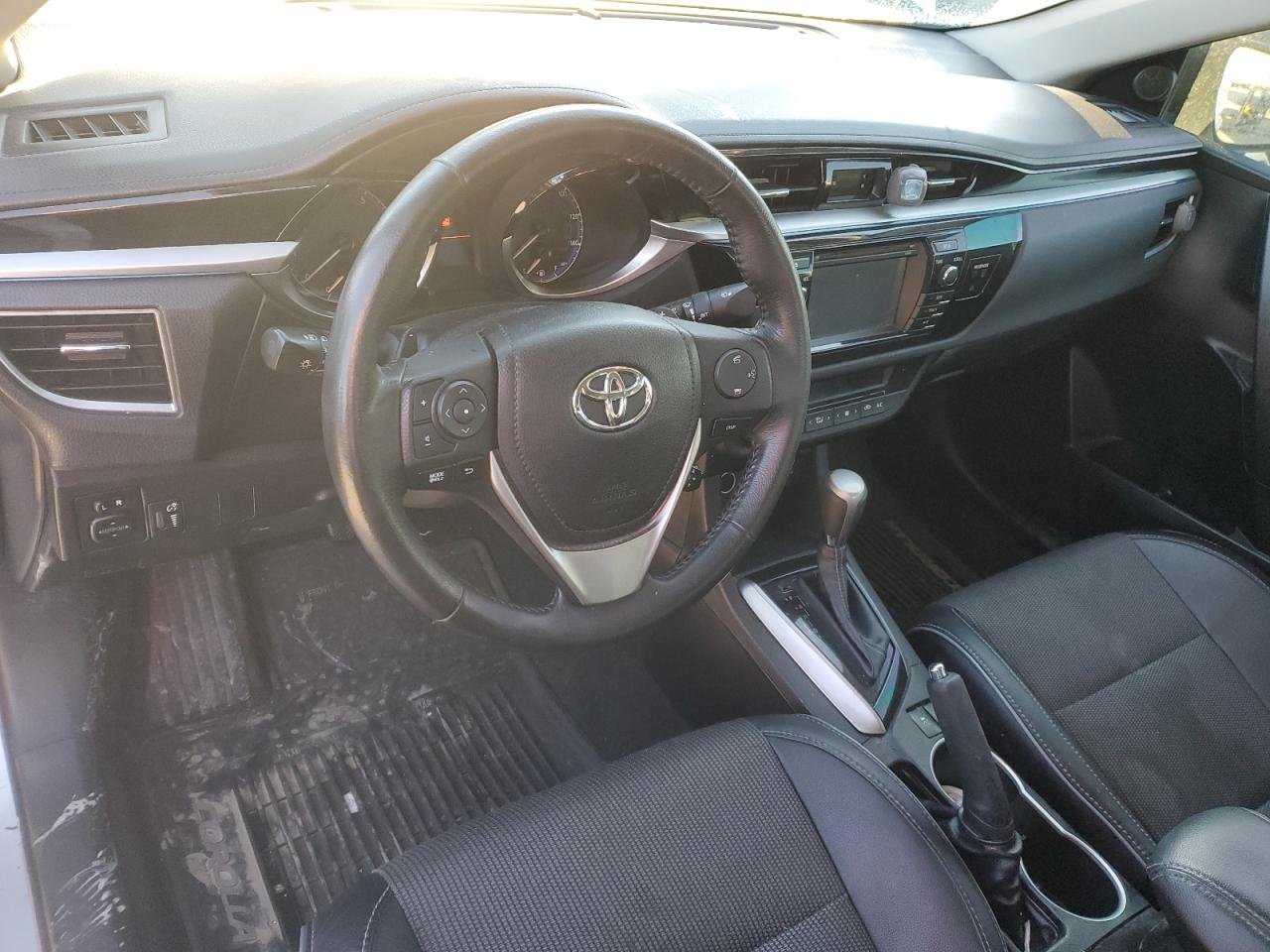 2015 Toyota Corolla - Image 8