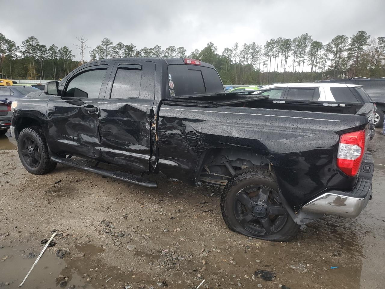 2016 Toyota Tundra - Image 2