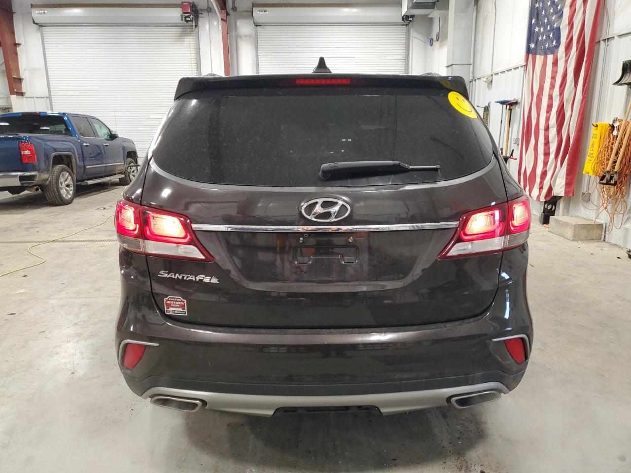 2017 Hyundai Santa Fe - Image 6