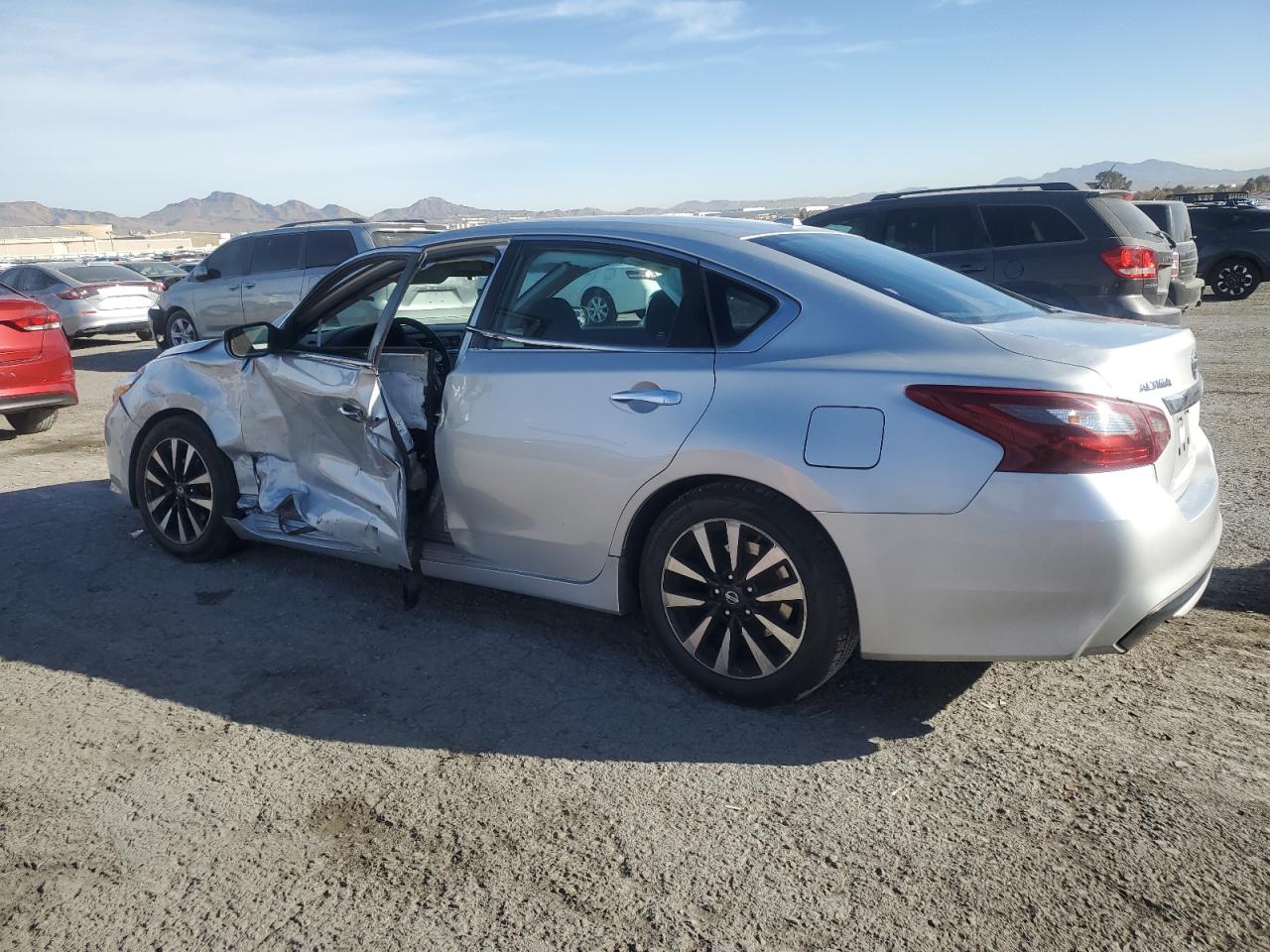 1N4AL3AP7JC271586 NISSAN ALTIMA 2018