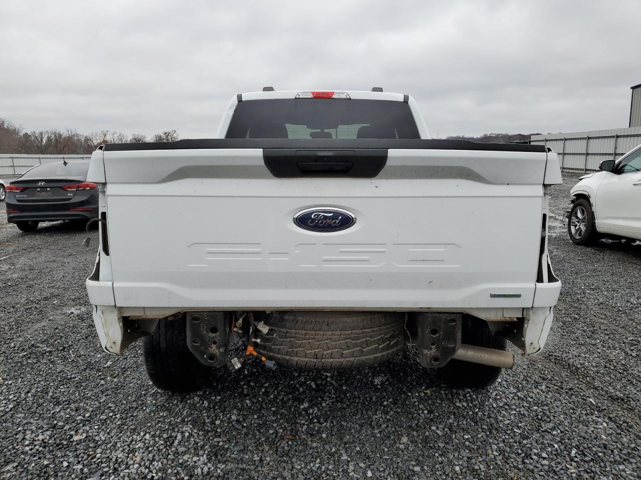 2022 Ford F-150 - Image 6