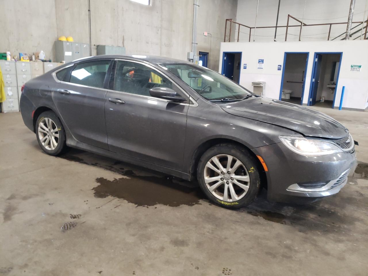 VIN 1C3CCCAB6FN724457 2015 CHRYSLER 200 no.4