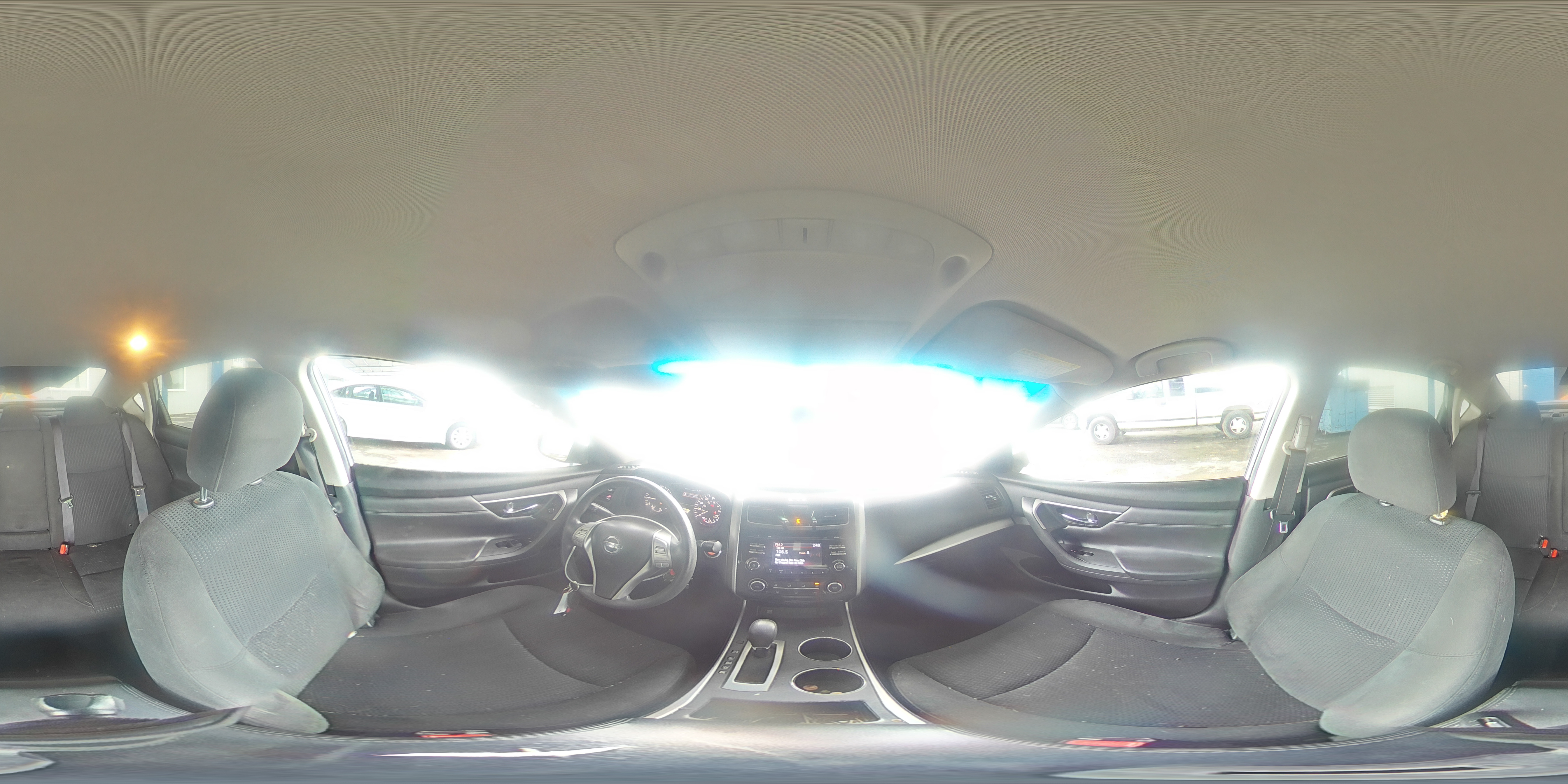 2015 Nissan Altima - Image 12