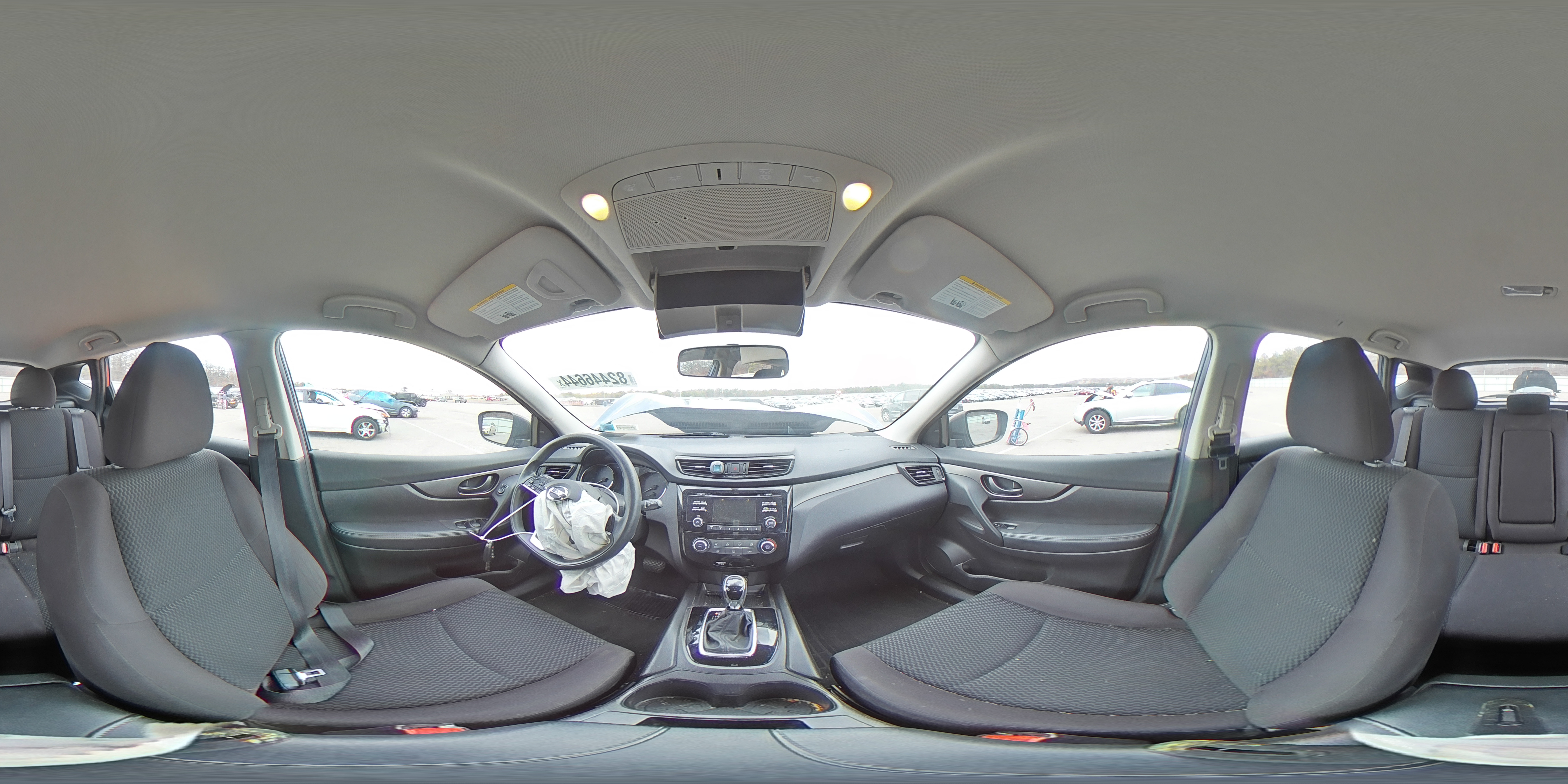 2018 Nissan Rogue - Image 14