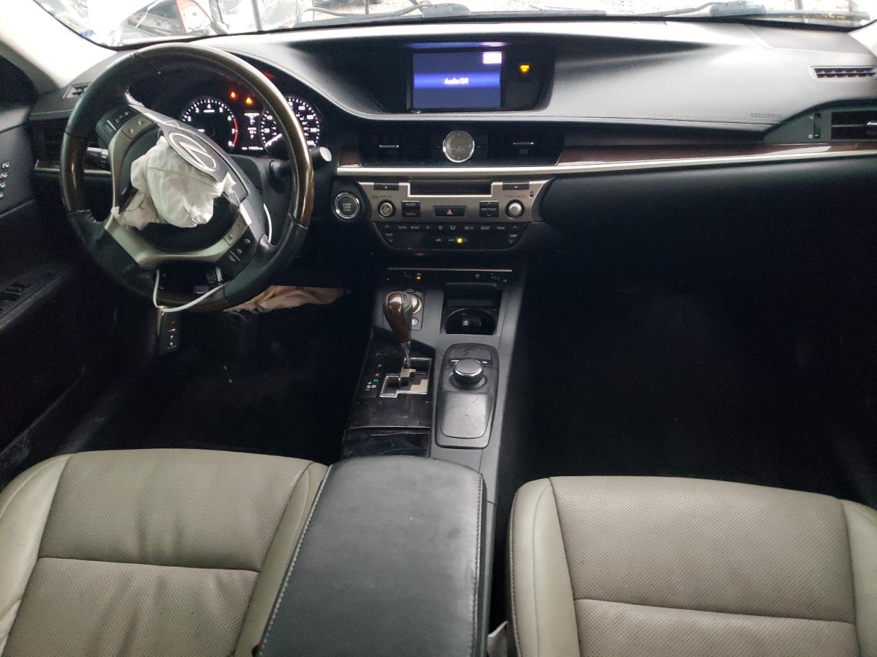 2014 Lexus ES - Image 8