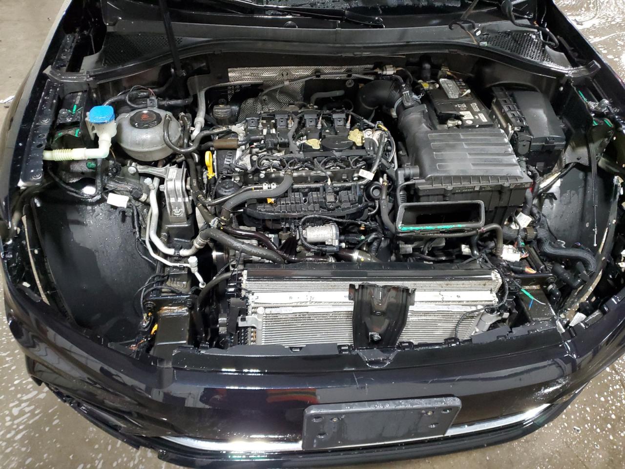 2018 Volkswagen Tiguan - Image 12
